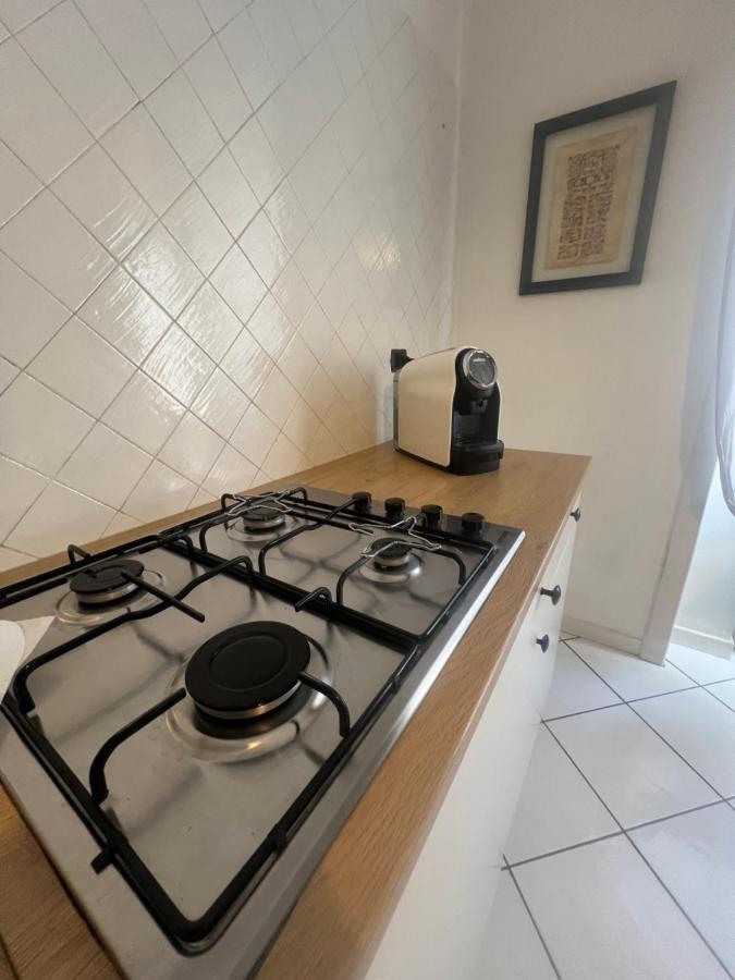 Suite 84 Holiday Home Salerno Bagian luar foto