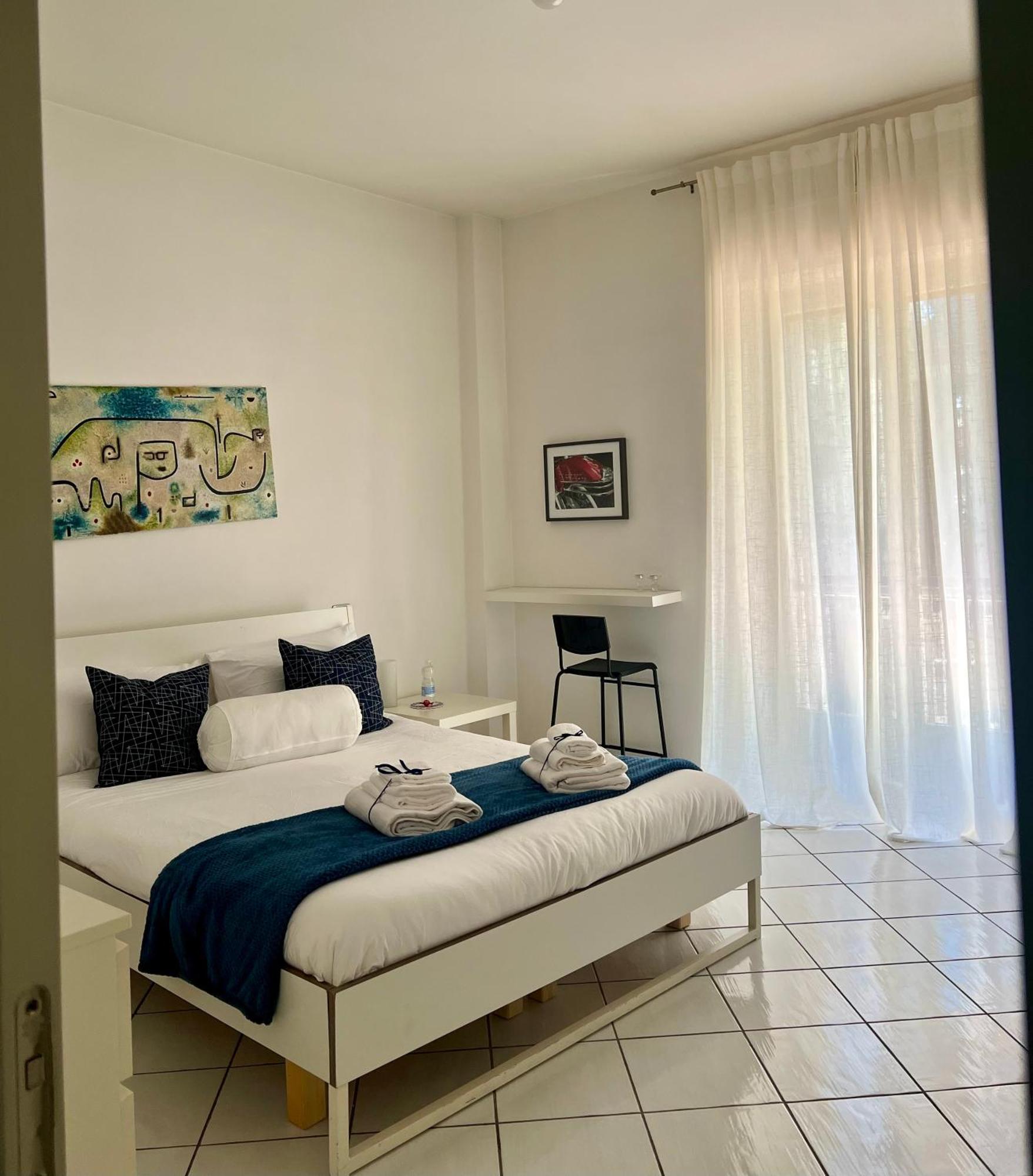 Suite 84 Holiday Home Salerno Bagian luar foto