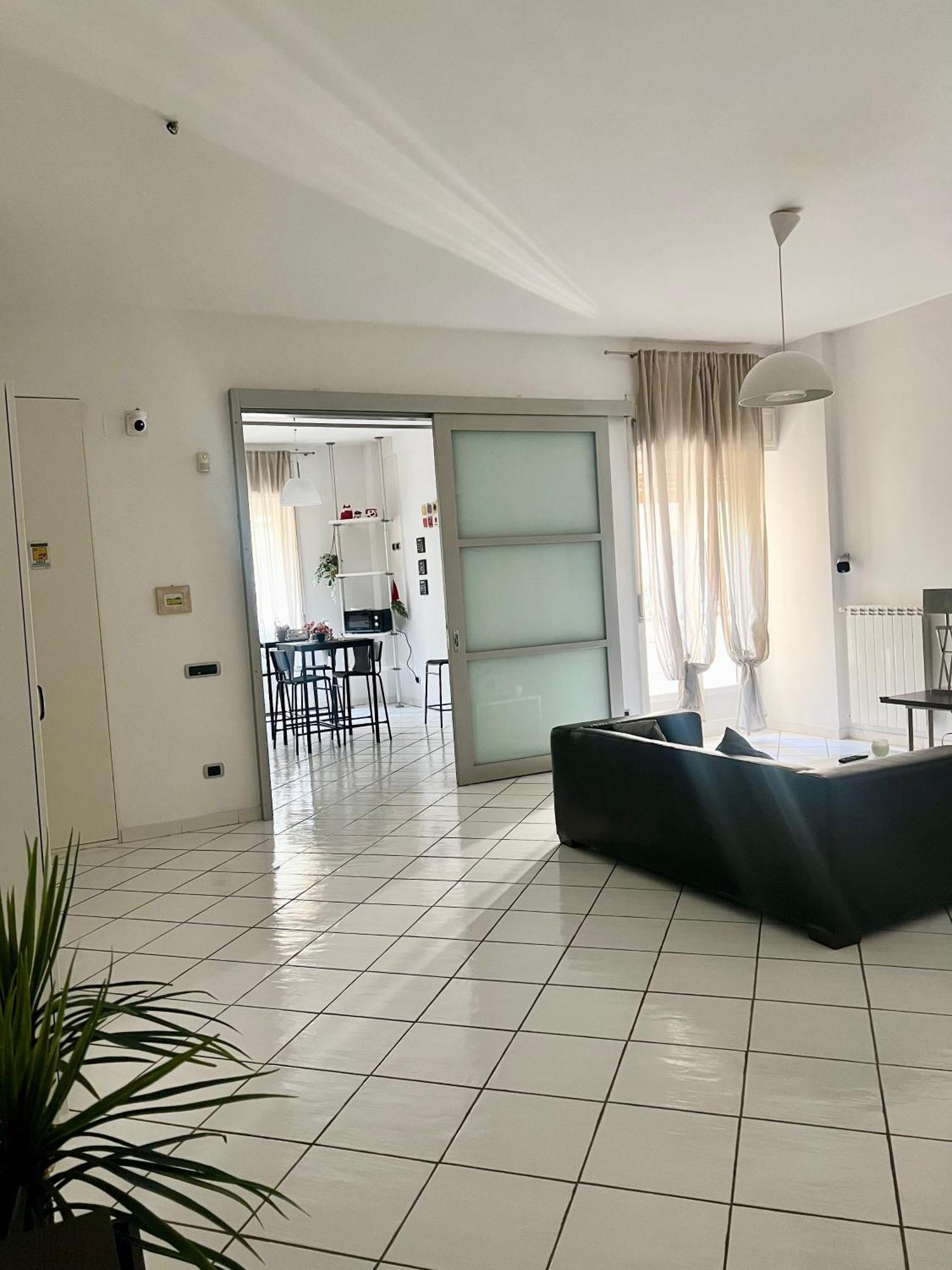 Suite 84 Holiday Home Salerno Bagian luar foto